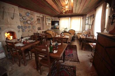 Emit Cave Hotel