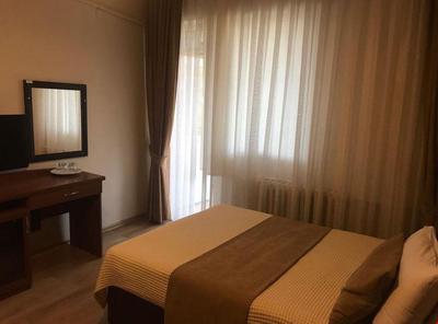 Yalta Otel
