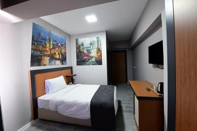 Raindrop Hotel