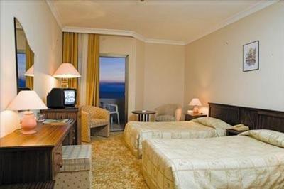Blue Vista Hill Hotel