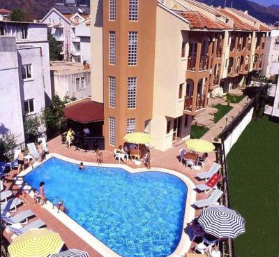 Ozhan Apartments