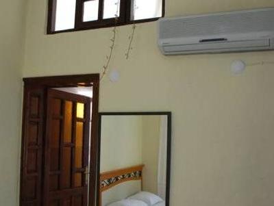 Arya Holiday Houses