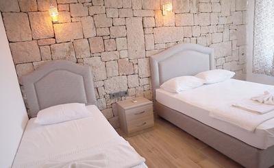 Aristo Motel