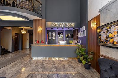 Loyal City Hotel