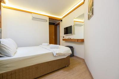 Seven Rooms Oldcity Hotel