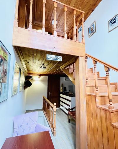 Qonaq Hotel & Suites