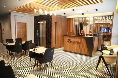 Mithras Hotel & Cafe
