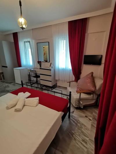 Zeus Kir Evi