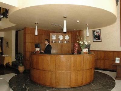 Business Hotel