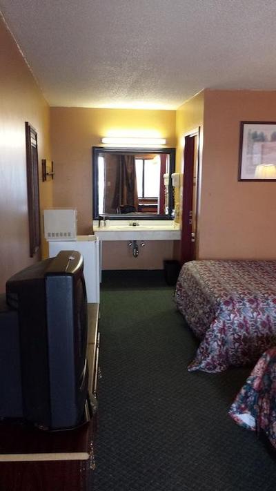 Bridgeview Inn