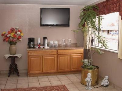 Budget Inn & Suites Colby