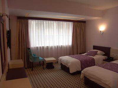 Izan Hotel