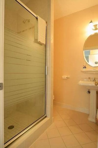 By The Sea Guests Bed Breakfast Suites