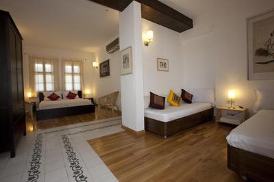 Akvaryum Otel
