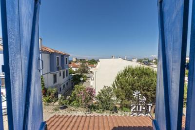 Delos Otel