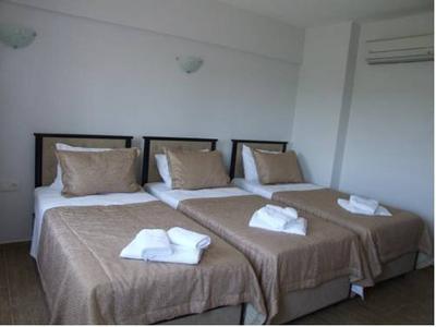 Bozcaada Iris Otel