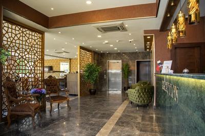 Ardy's Hotel