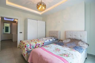 Seven Stars Apartments