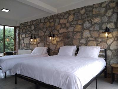 Hotel Rezve