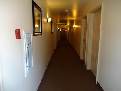 Crest Trail Lodge