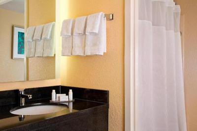 Fairfield Inn&Suites Marriott Orlando LBV Village