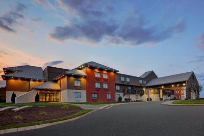 Holiday Inn Express Nashville Airport