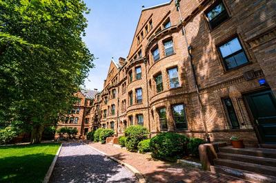 Holiday Inn Express & Suites Boston - Cambridge