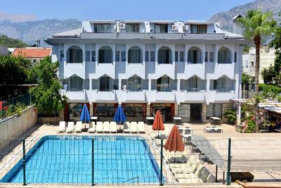 Fame Hotel