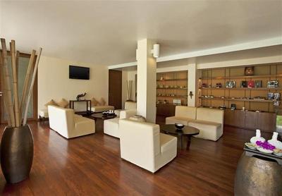 Le Meridien Phuket Beach Resort