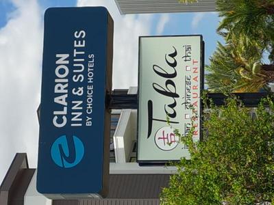 Clarion Inn & Suites Across from Universal Orlando