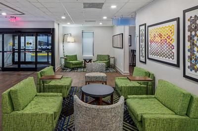 Holiday Inn Express Atlanta Airport-College Park