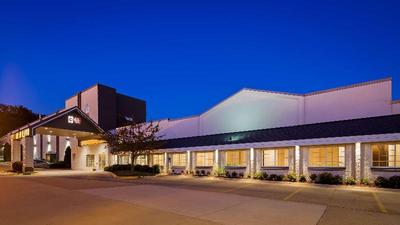 Best Western Plus Longbranch Hotel & Convention Ce