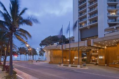 Hyatt Regency Waikiki Beach Resort And Spa
