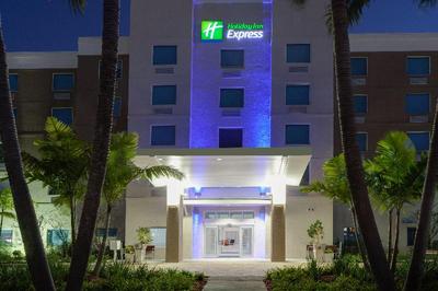 Holiday Inn Express Hotel&Suites Fort Lauderdal