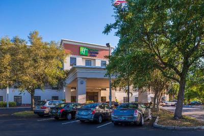 Holiday Inn Express Hotel & Suites Tampa-Anderson