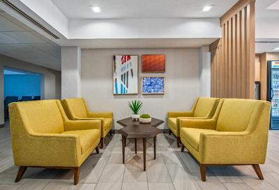 Holiday Inn Express Hotel & Suites Sorrento Valley