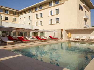 Mercure Avignon Gare TGV
