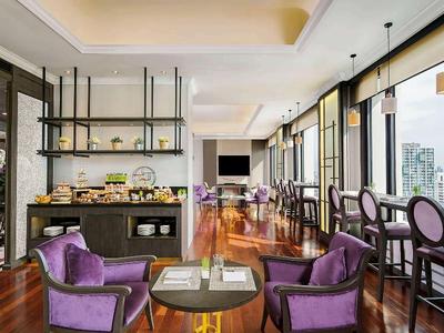 Grand Mercure Bangkok Atrium