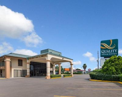 Econo Lodge Inn & Suites West - Energy Corridor