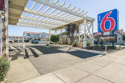 Motel 6 Fort Bragg