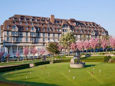 Hôtel Barrière L'Hôtel du Golf Deauville