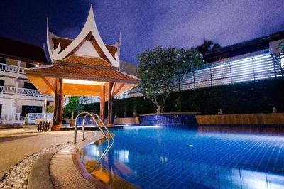 Kata Poolside Resort