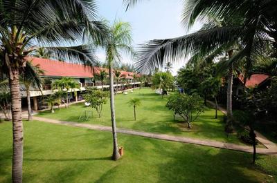 Dolphin Bay Beach Resort