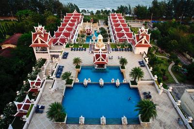 Grand Pacific Sovereign Resort & Spa