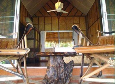 Narima Bungalow Resort (!)
