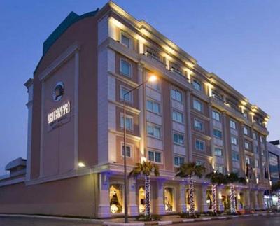 Latanya Palm Hotel