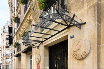 Ares Eiffel