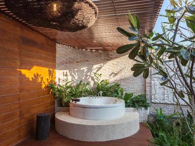Dhevan Dara Resort & Spa