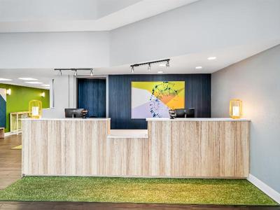 Spark by Hilton Orlando near Universal
