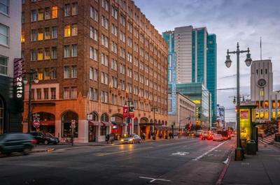 The Pickwick Hotel